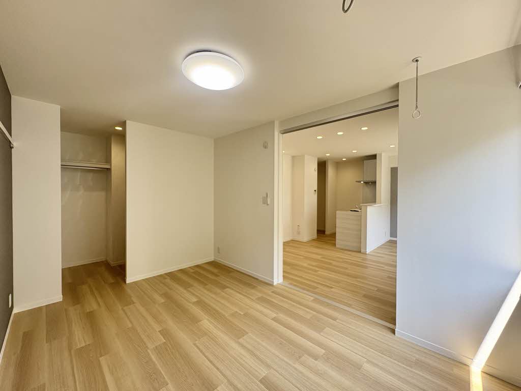 メリースクエア C102号-7