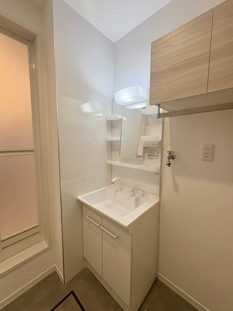 メリースクエア C102号-11