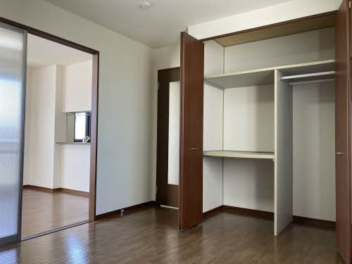 アベール島原 0201号-4