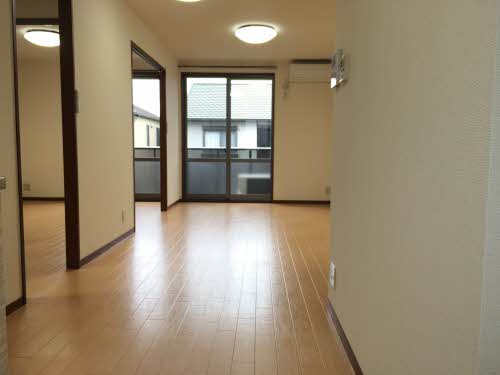 ファミーユ A201号-2