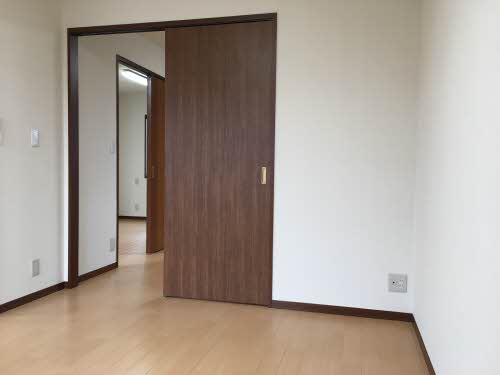 ファミーユ A201号-9