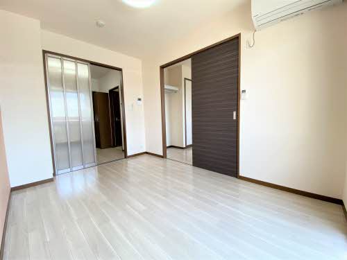 プレミール杉山 B102号-2