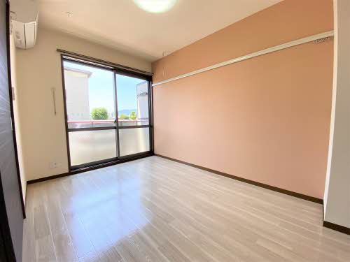 プレミール杉山 B102号-3