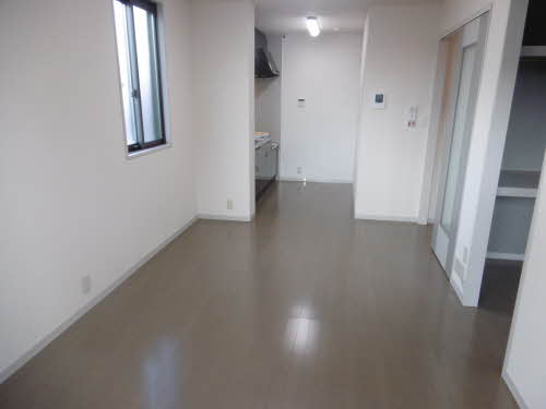 メゾン　バリュージュ B103号-3