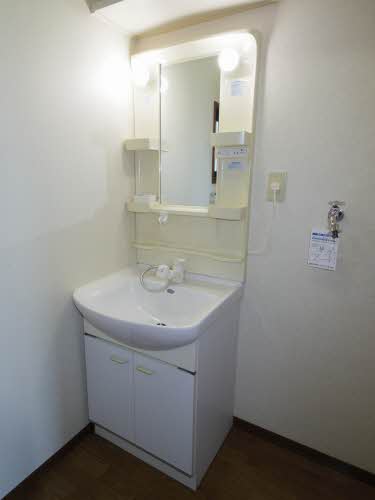 フローラルパークコート B201号-11