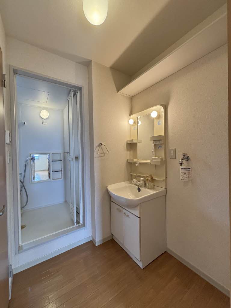 アベニュー B201号-4