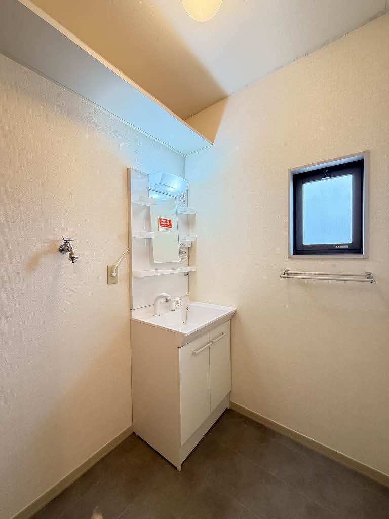 メゾン　フィオーレ A201号-6