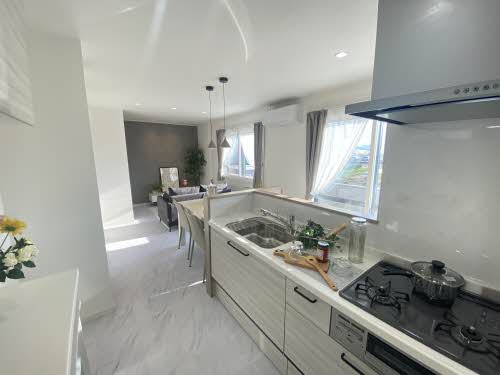 フォーレスアーサー B102号-4