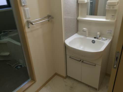 クレール石川 A202号-8