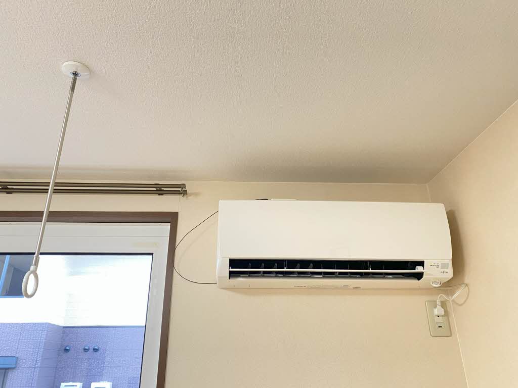 アザレアコート B102号-13