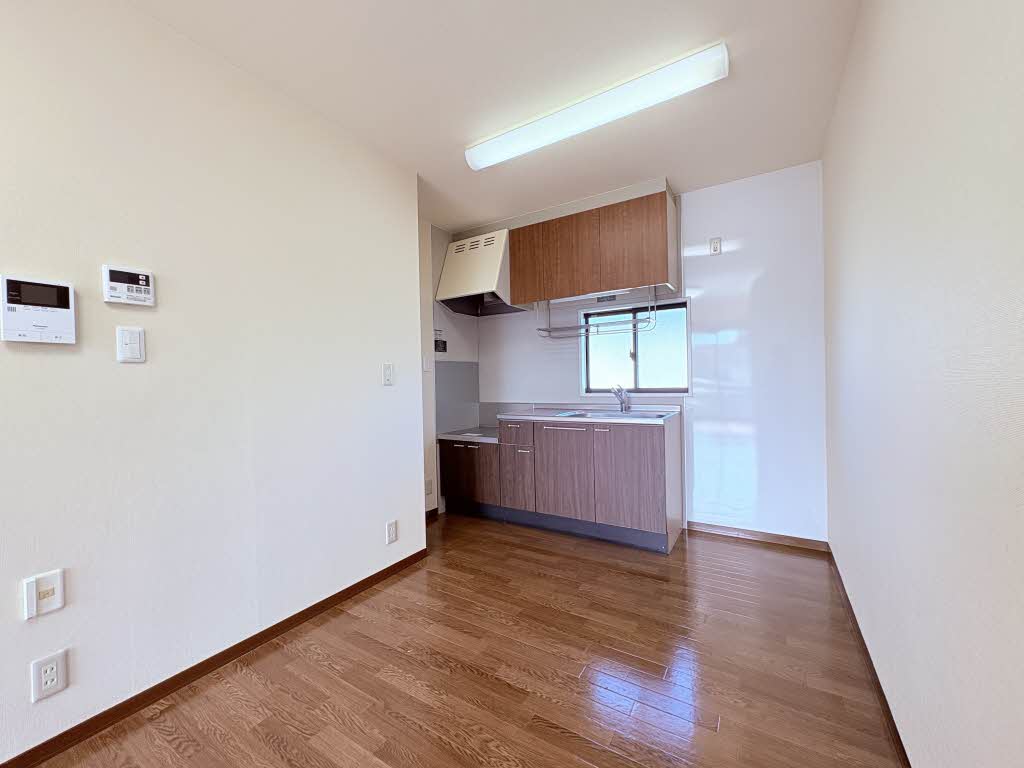 サニーコートⅡ B202号-5