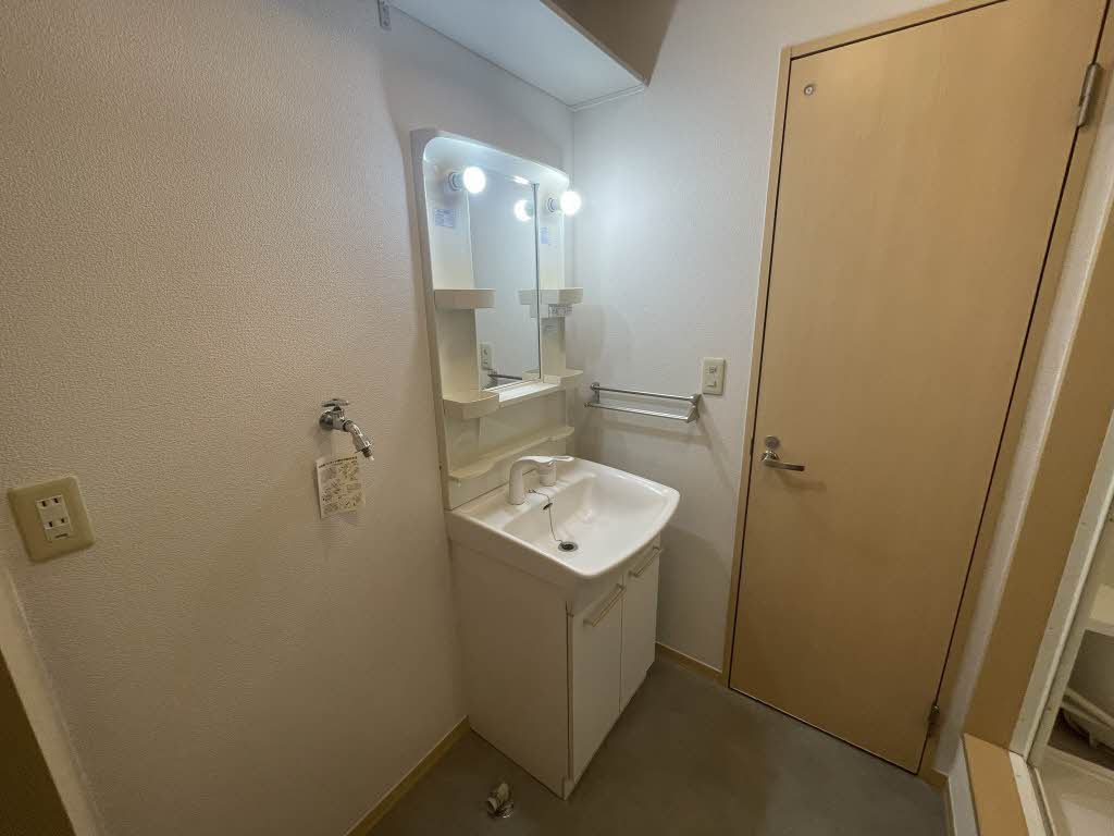 カーサ　アレグレ A202号-3
