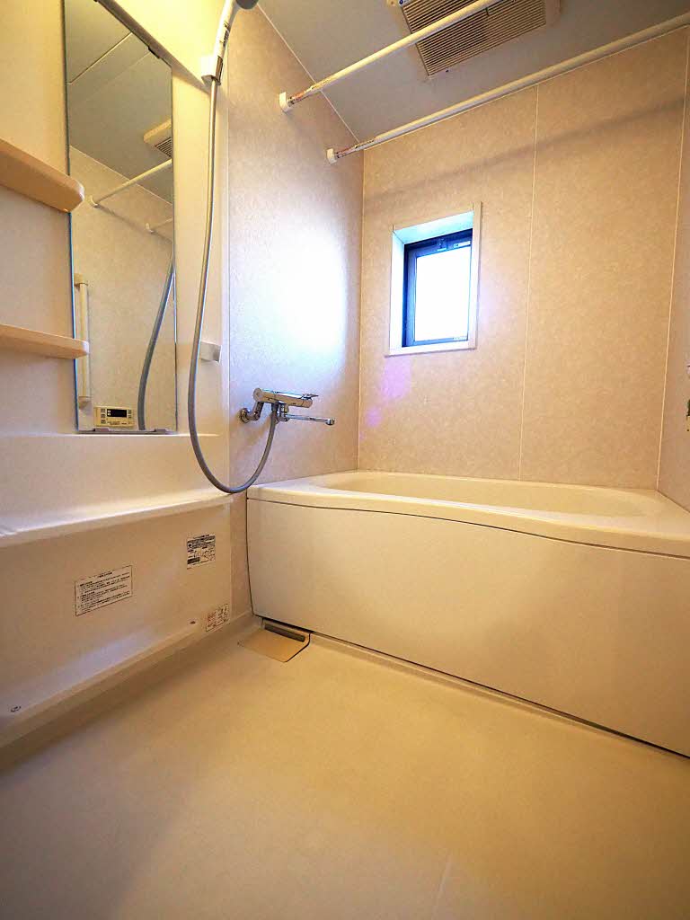 ニューディアス中根 0102号-9