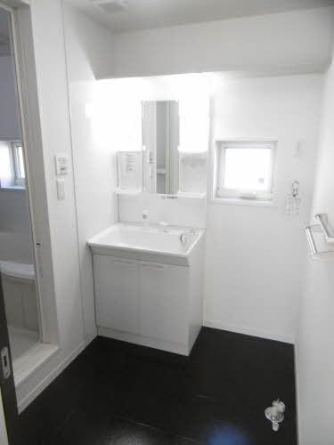 ティアラ壱番館 A101号-6