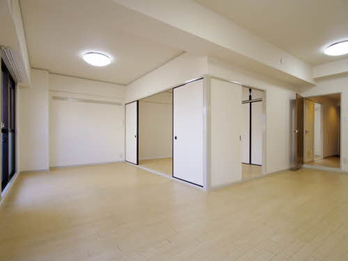 グランパス春岡 0303号-3