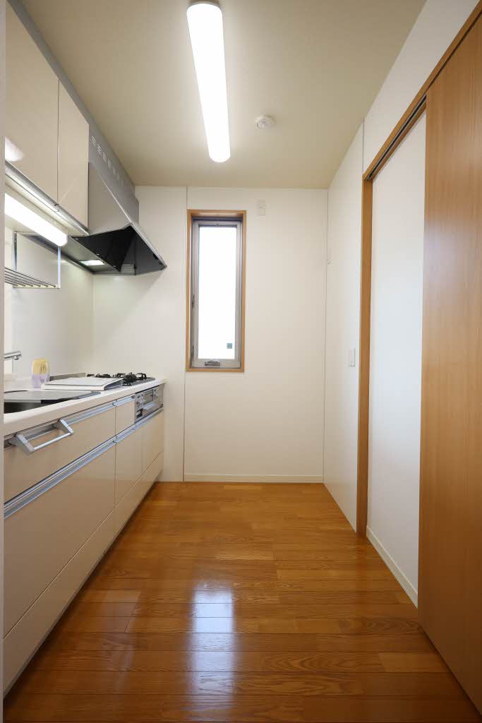 Ｇｒｕｎｅｓ A202号-3