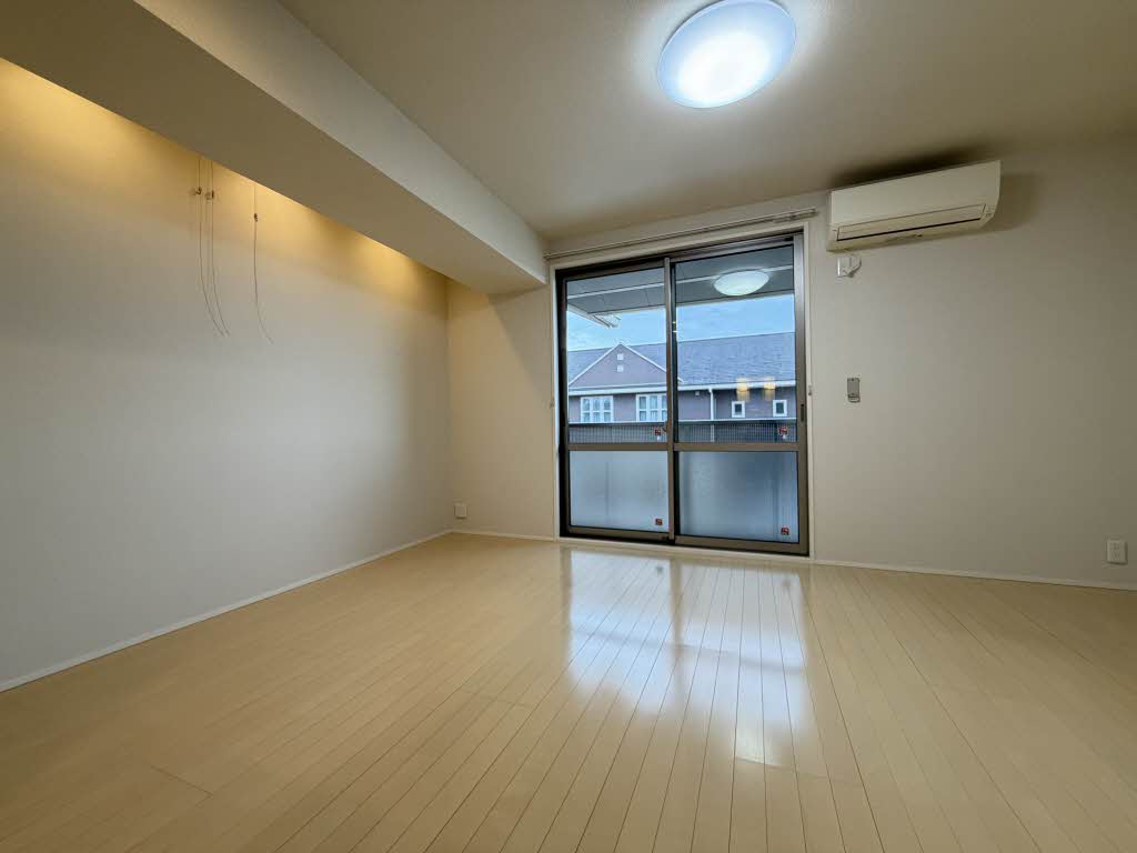 ルナクレールＡＫＩＲＡ B205号-2