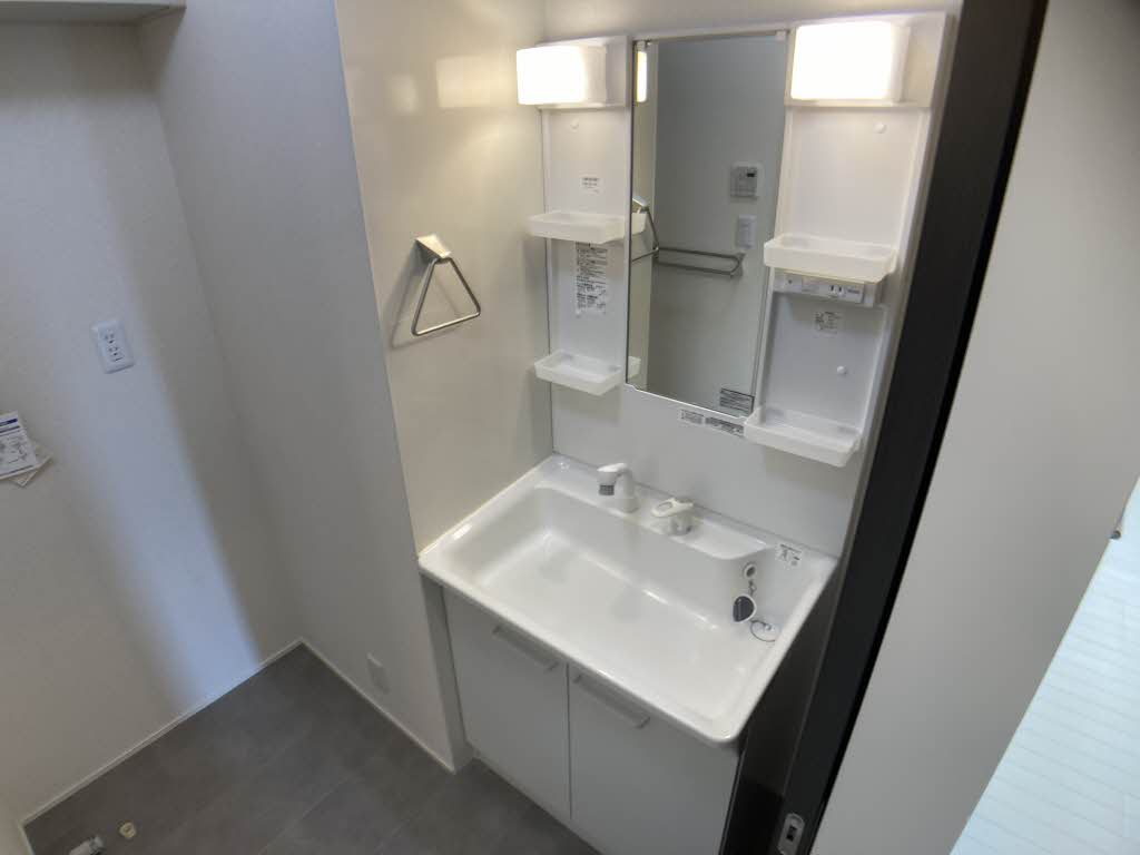 ラ・ヴィータ堀川本郷 A101号-6