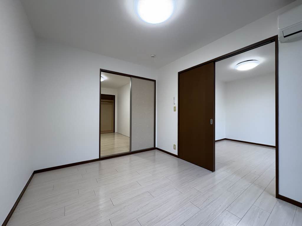 ラ・ヴィラージュ　Ａ A102号-4