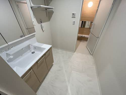 シャーメゾンガーデンズ丸山 0301号-8