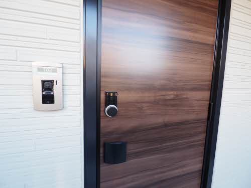 ヴィラ　フロイデ 0102号-3