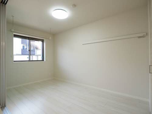 ヴィラ　フロイデ 0102号-10