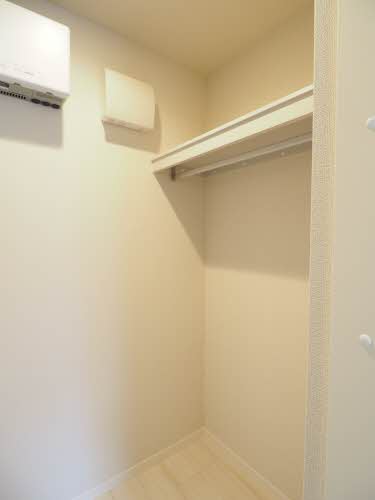 ヴィラ　フロイデ 0102号-11