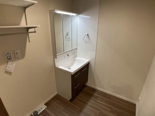 ＳＥＮＧＯＫＵＭＡＣＨＩ　ＨＯＵＳＥ 0203号-9