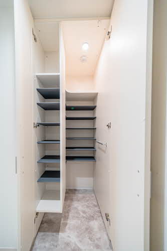 ＳｈａＭａｉｓｏｎ　ＵＮＯＤＯＳＴＲＥＳ 0302号-5