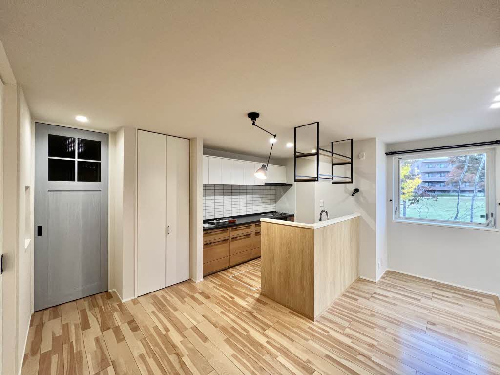 Ｕｔｏｌｅ　Ａ（ユートレア）Ｓ棟 0101号-3