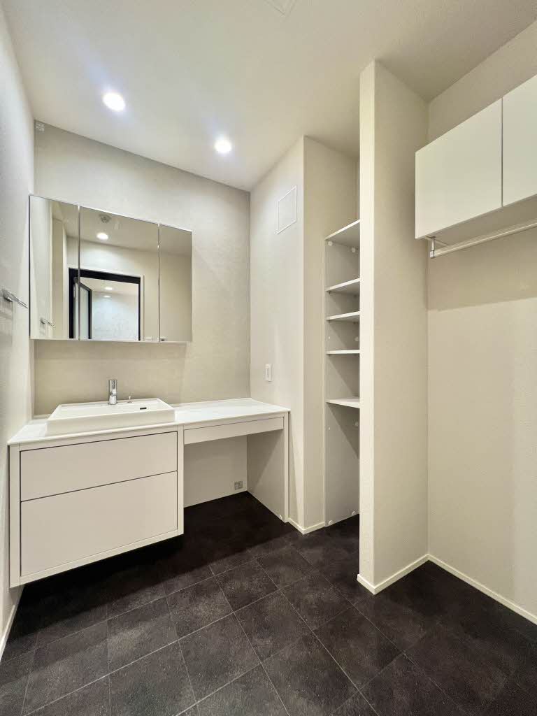 Ｕｔｏｌｅ　Ａ（ユートレア）Ｓ棟 0101号-10