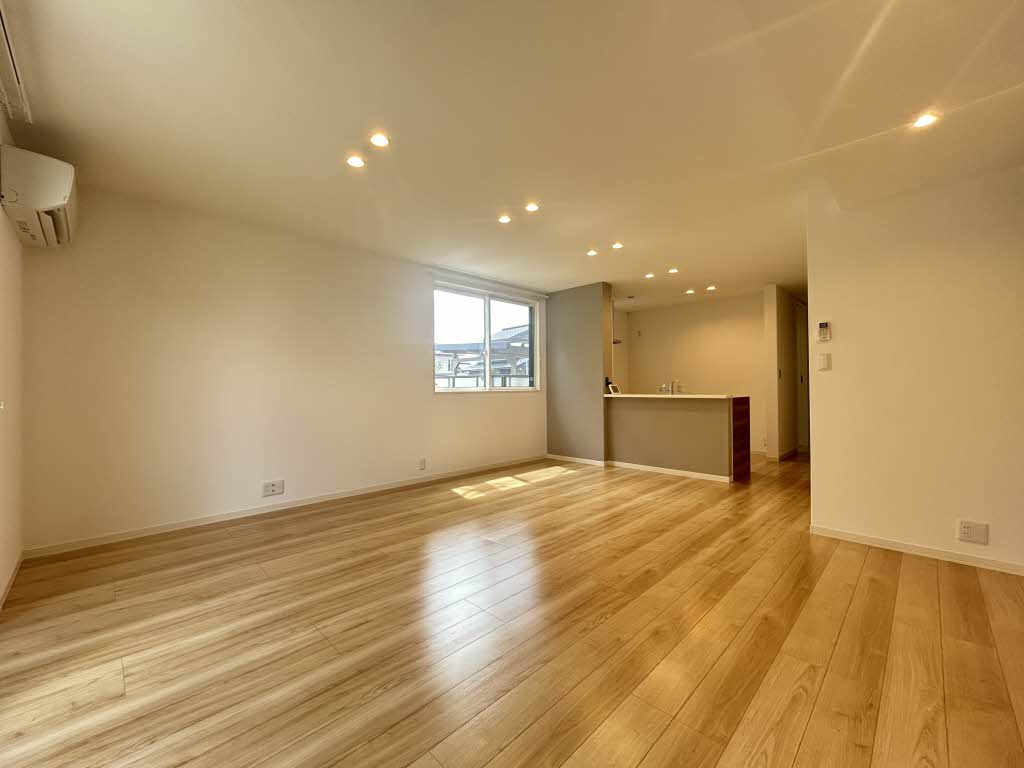 秋吉戸建シャーメゾンＡ-12