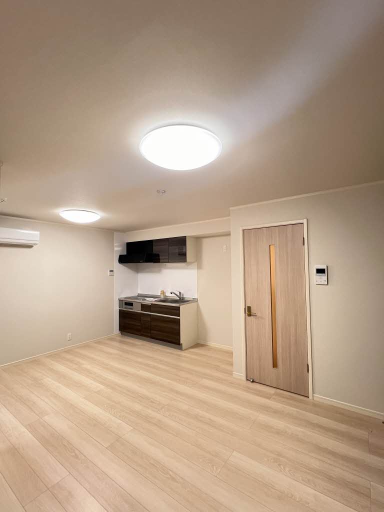 コンフォート東駒爪 102号-2