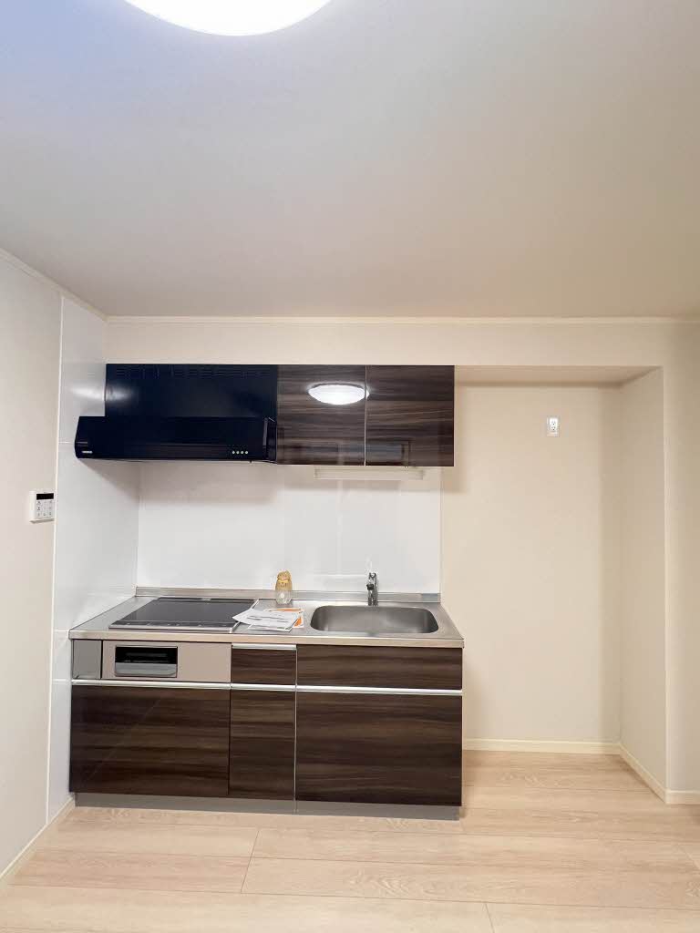 コンフォート東駒爪 102号-3