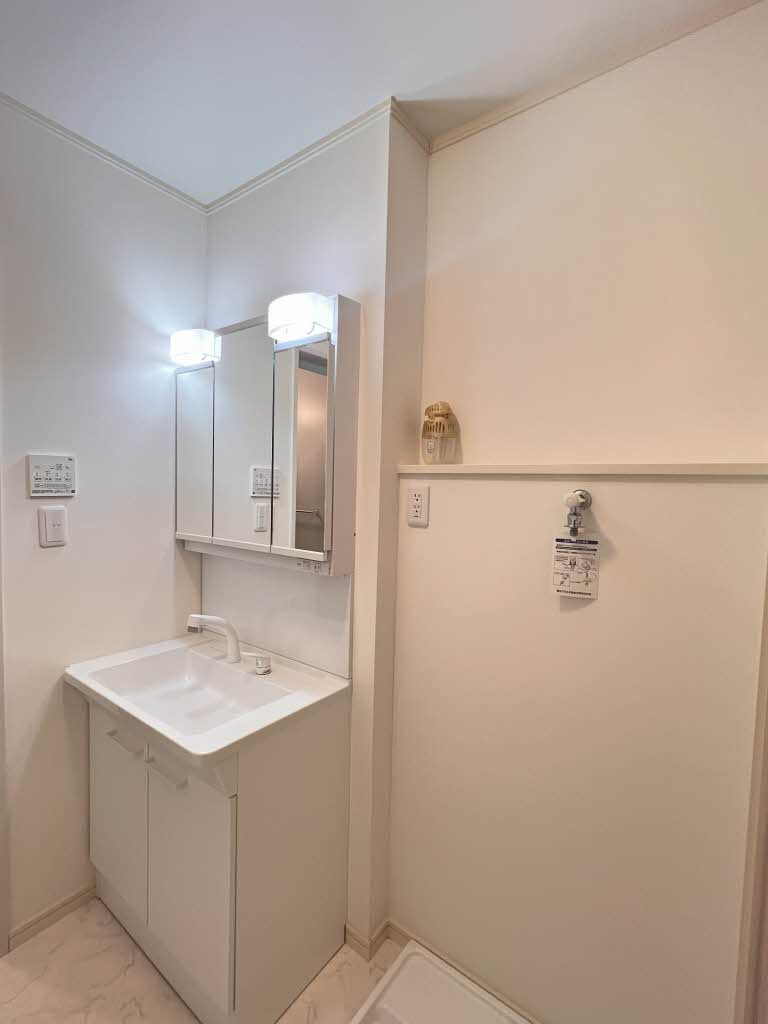 コンフォート東駒爪 102号-6