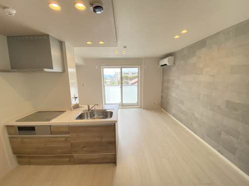 Ａ　Ｃｌｏｕｄ　Ｒｅｓｉｄｅｎｃｅ 0203号-2