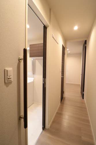 シャーメゾン仁王門通 0302号-3