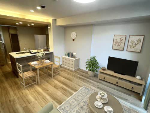 シャーメゾン輝 0105号-2