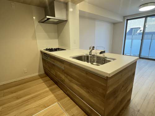 シャーメゾン輝 0105号-5