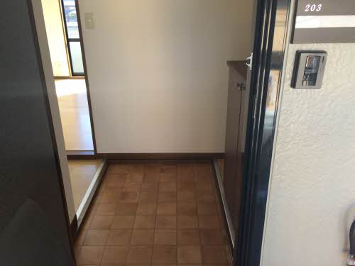 サン　シールクロ A203号-2