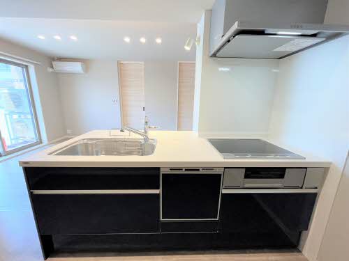 ソリューションズ　テン 0202号-5