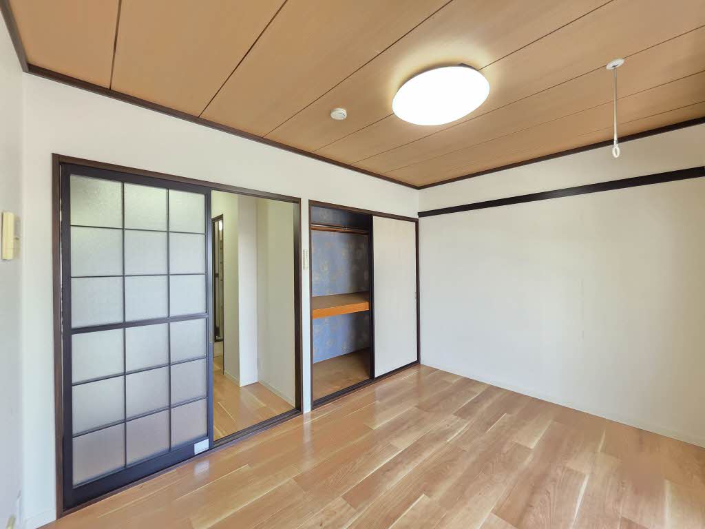 クレール春日 0202号-2