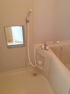 シャトーラトゥール B102号-2