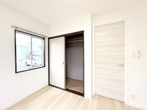 T.TOWNパルティール A102号-9