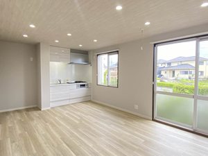 Ｔ．ＴＯＷＮパルティール C101号-3