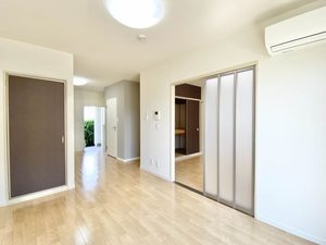 ファミール幸 D103号-2