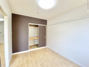 ファミール幸 D103号-11