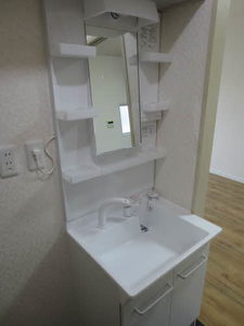 ファミール幸 E201号-7