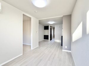 サニーコートかわむら A101号-1