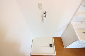 サンハイツ新川 A102号-13